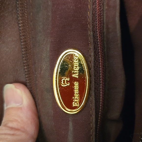 Vintage Aigner Leather Shoulder Bag - Picture 5 of 9